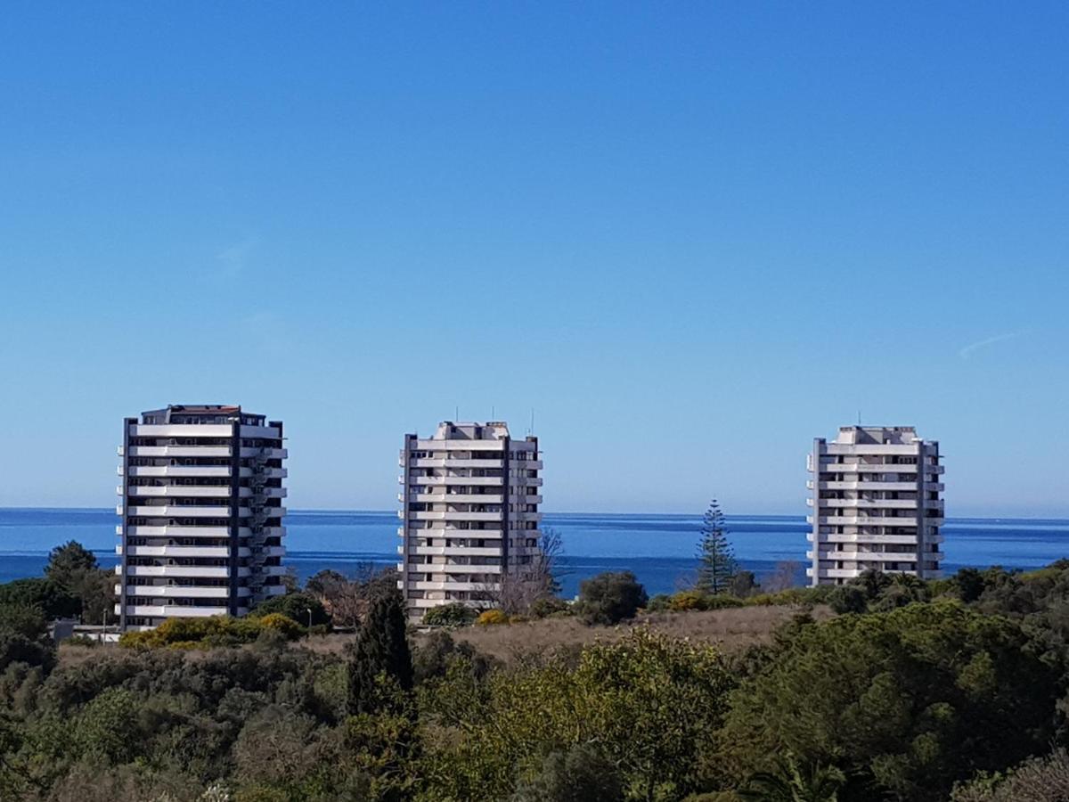 Sea View Apartment アルヴォル エクステリア 写真