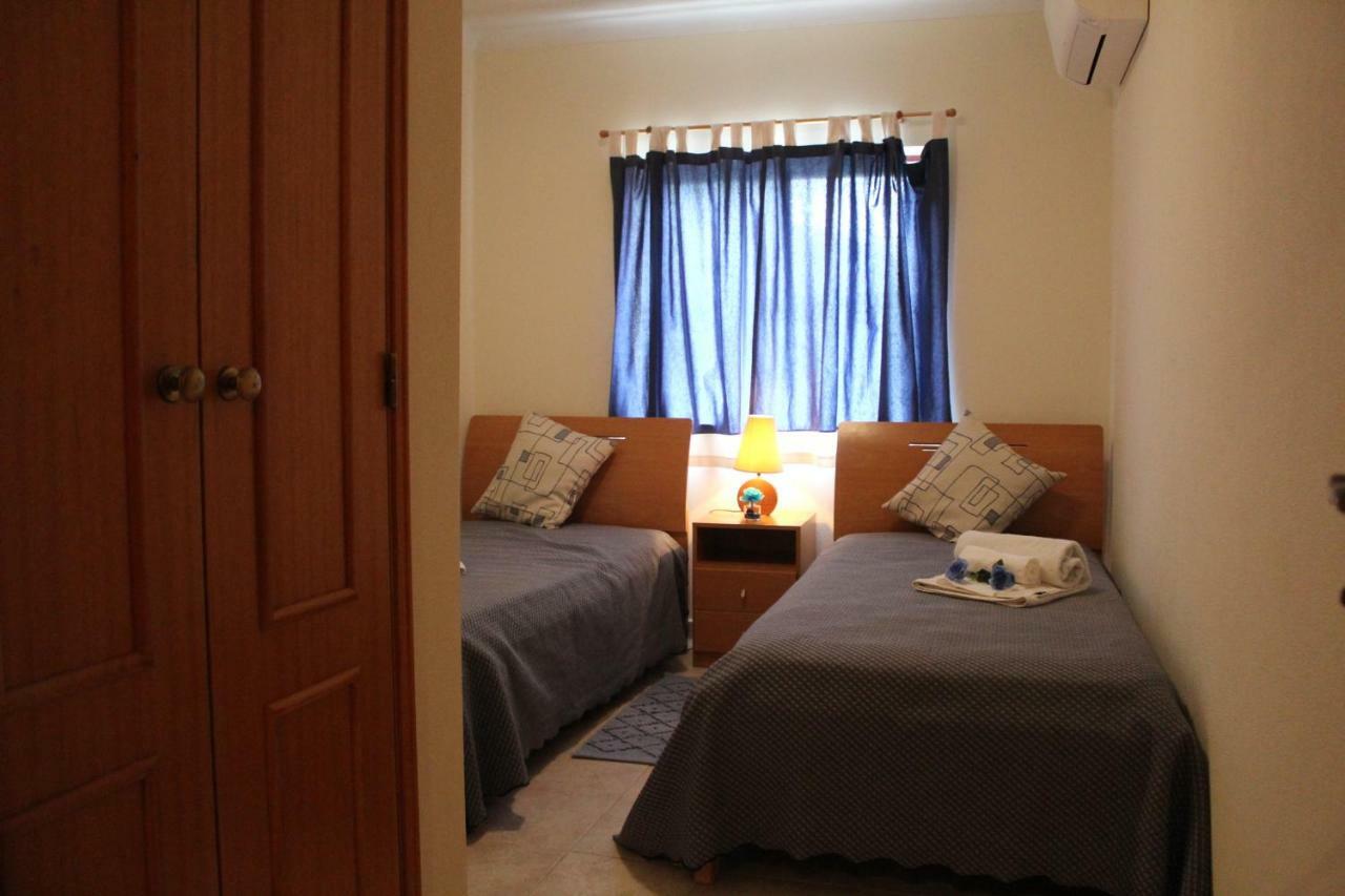 Sea View Apartment アルヴォル エクステリア 写真