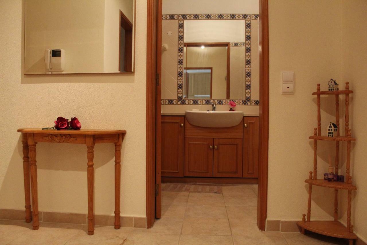 Sea View Apartment アルヴォル エクステリア 写真